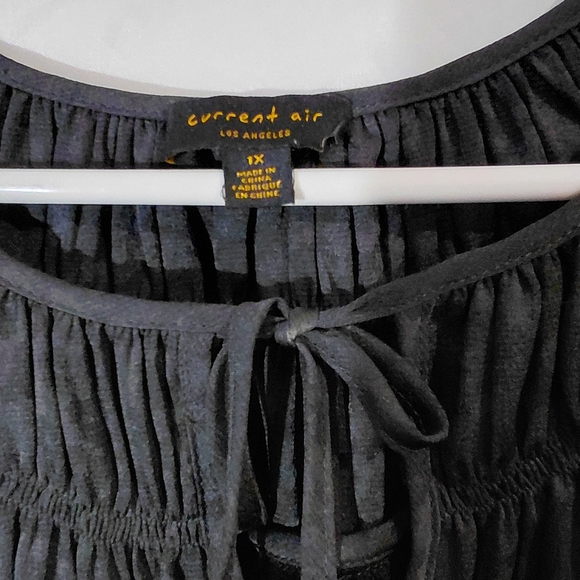 Current Air Charcoal Ruffle Blouse - Picture 3 of 12